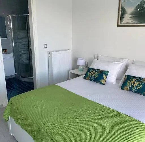 Panorama Modi, With Pool And Stunning Views